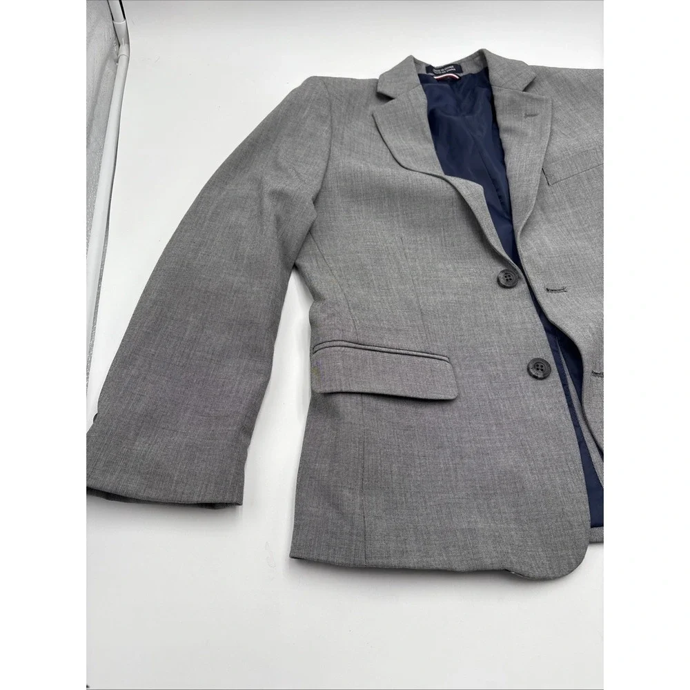 Tommy Hilfiger this product